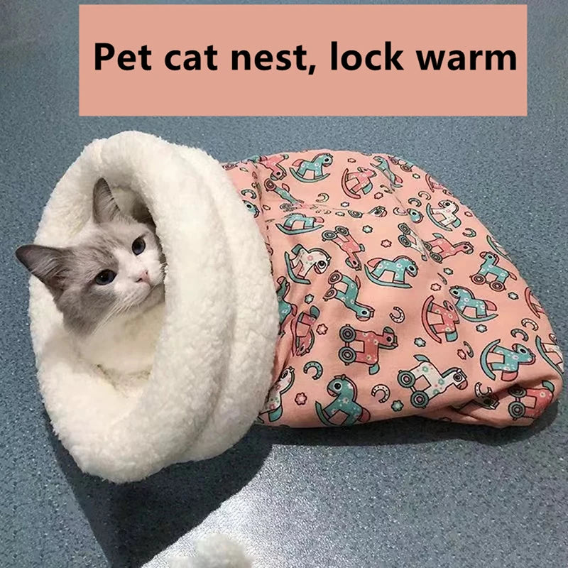 Warm Closed Cat Bed – Cozy Wool Sleeping Bag, Ideal for Autumn and Winter