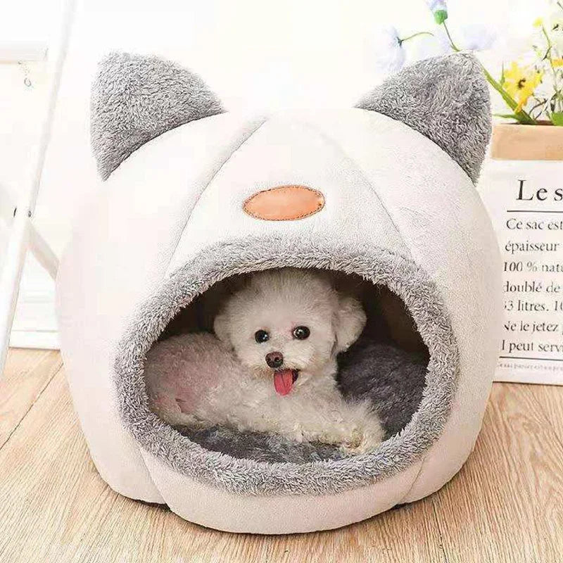 Winter Cat Bed – Cozy and Comfortable Nest with Inner Mat and Cave for Small and Medium Cats
