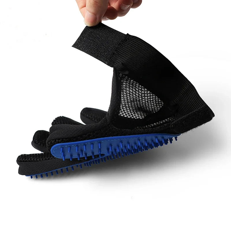 Silicone Grooming Glove for Pets – Soft Brush and Hair Remover for Dogs and Cats